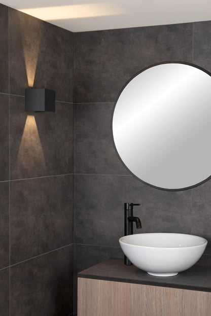 Wandlamp buiten/badkamer Axi vierkant incl. LED