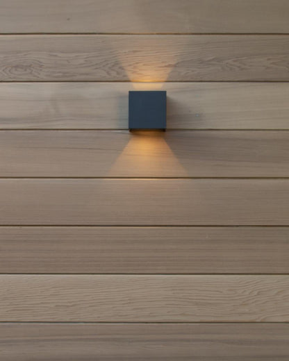 Wandlamp buiten/badkamer Axi vierkant incl. LED